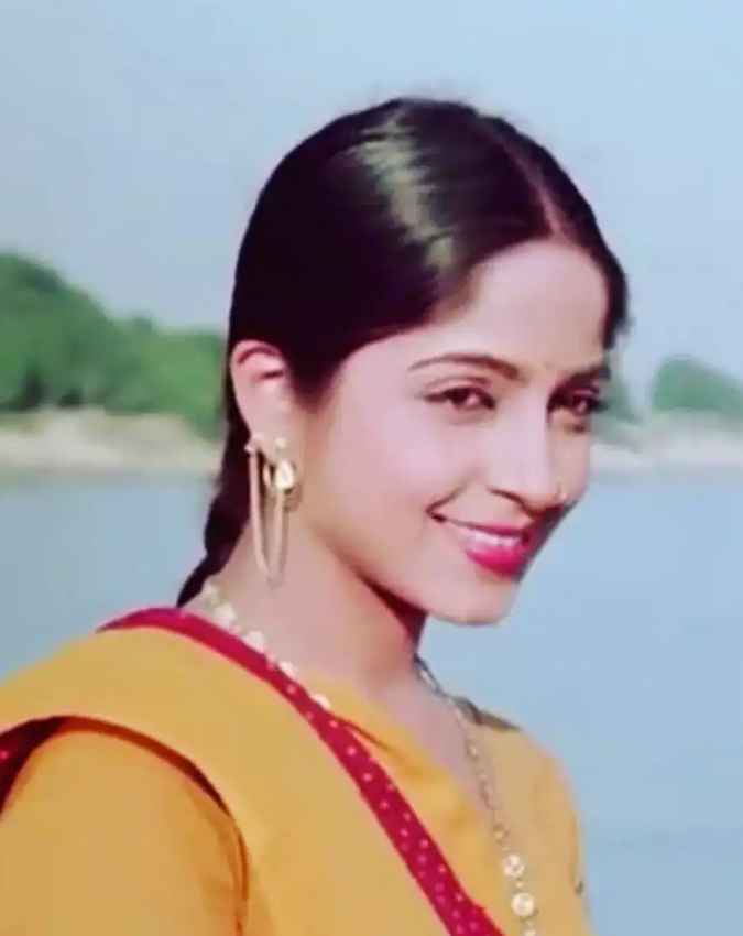 'कौन दिशा में लेके चला रे बटोहिया’ गाना किस मूवी का है