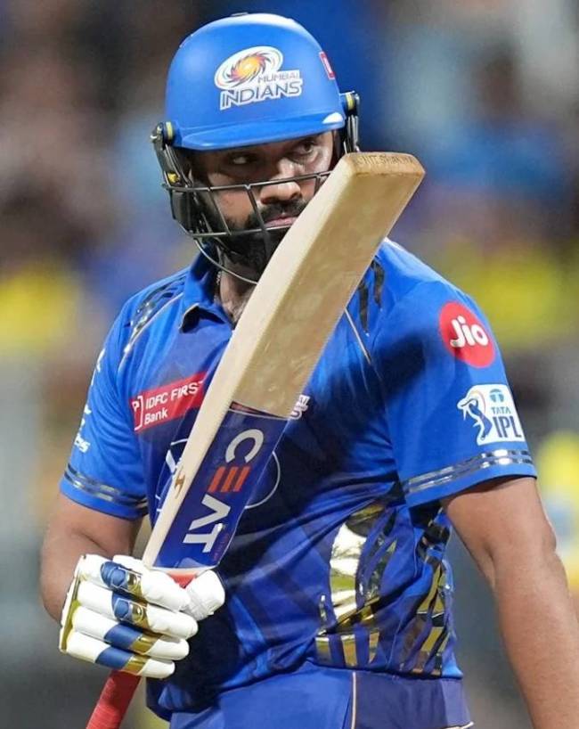MS Dhoni and Rohit Sharma-1-2-3