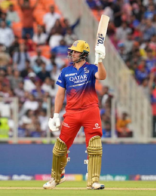 Fastest Century While Run Chasing in IPL-1-2