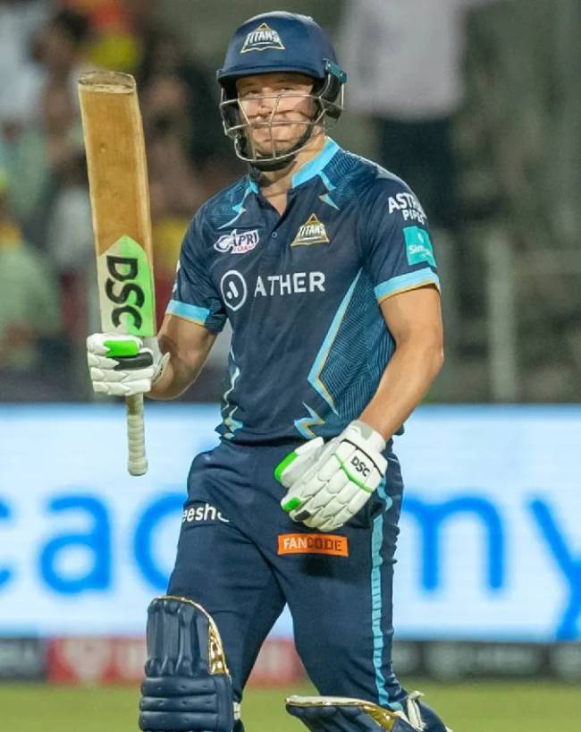 Fastest Century While Run Chasing in IPL-1-2-3-4