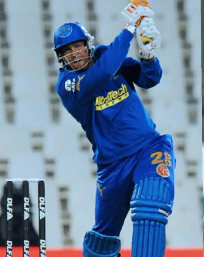 Fastest Century While Run Chasing in IPL-1-2-3-4-5