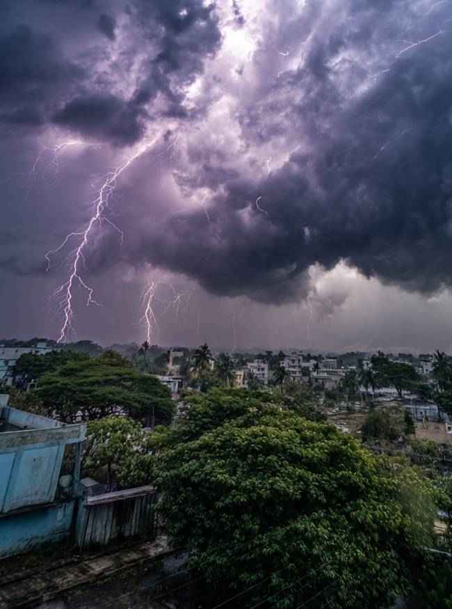 बारिश संग ओले गिरने की चेतावनी