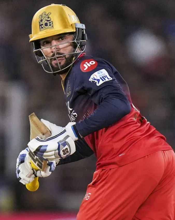 रजत पाटीदार ने जारी रखी IPL की फॉर्म