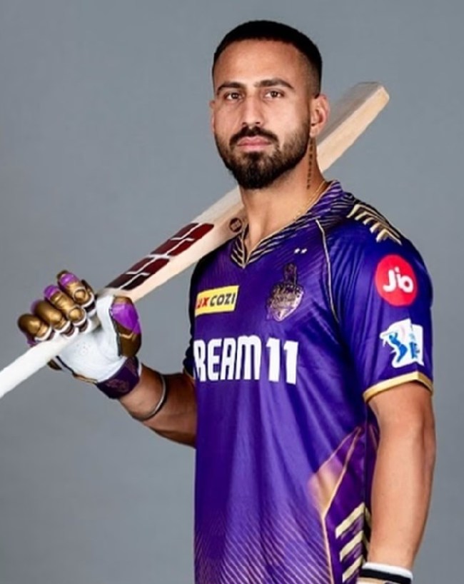 Virat Kohli and Amanpreet Singh Gill-1-2-3-4-5
