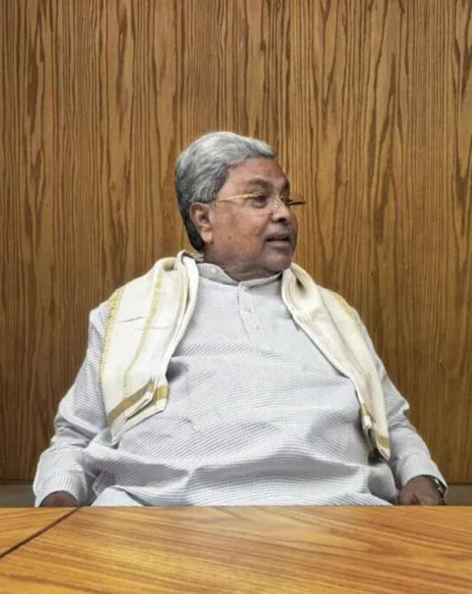 सरकारी बंगला, कार और स्टाफ सुविधाएं