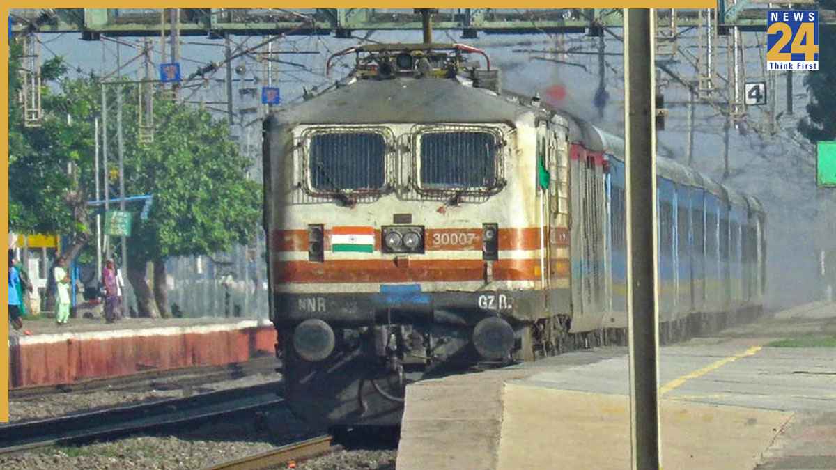 TRAIN.jpg_d26803