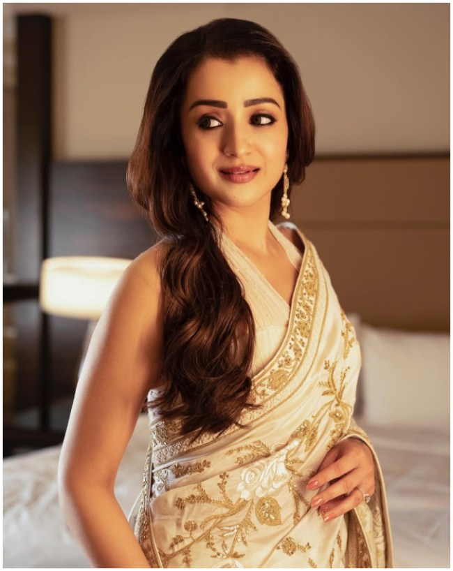 Trisha Krishnan-1-2-3-4-5-6-7