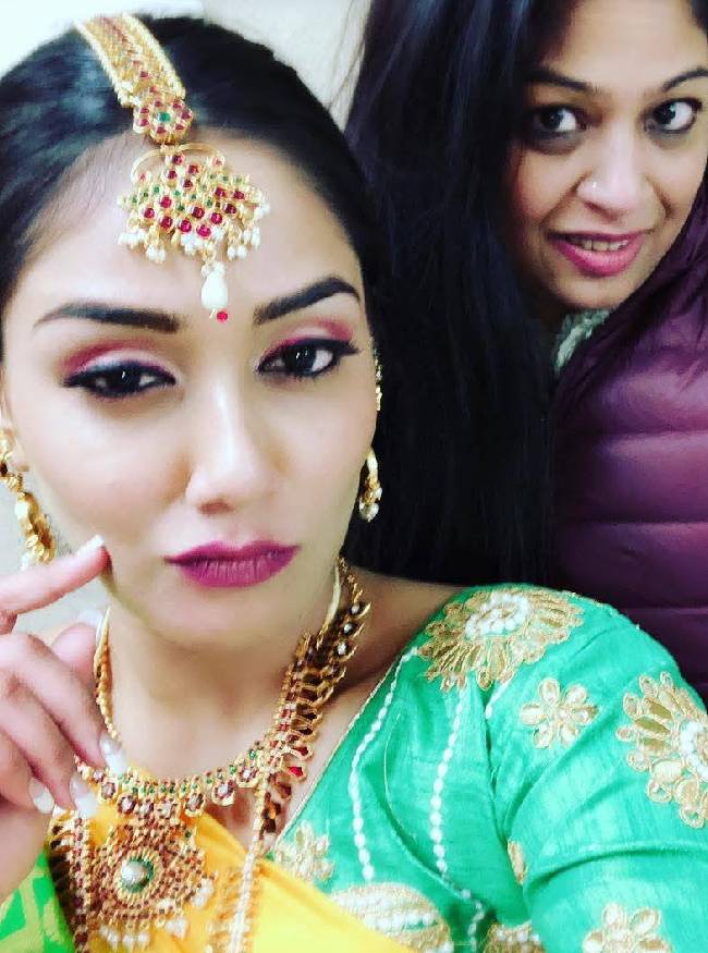 twisha sharma-1-2-3-4-5-6-7