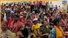 मराठी भाषा विवाद के बीच मुंबई से निकला सौहार्द का संदेश, उत्तर भारतीय संघ ने मराठी महिलाओं को बनाया आत्मनिर्भर
