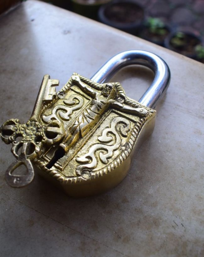 Aligarh Handmade Padlocks-1-2