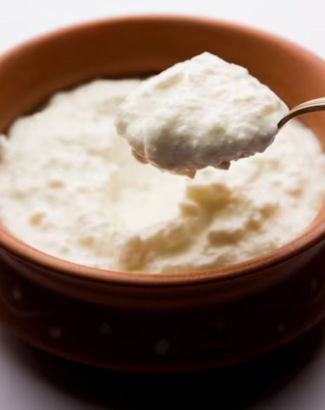 How to reduce sourness Of Curd in curry-1-2
