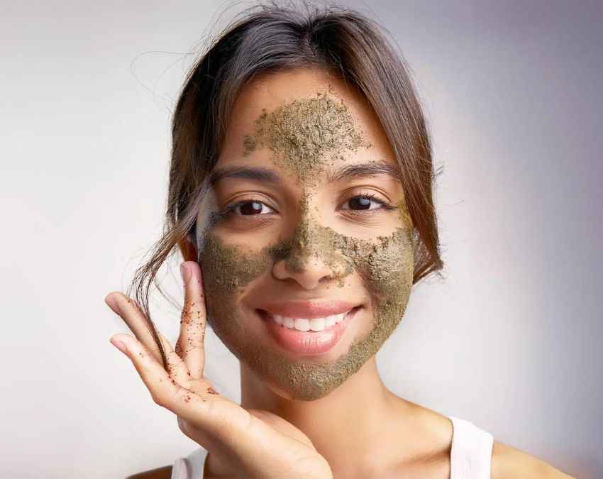 मुल्तानी मिट्टी को कैसे इस्तेमाल करें?  