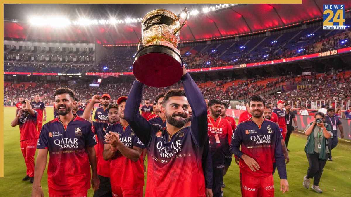Virat IPL Trophy