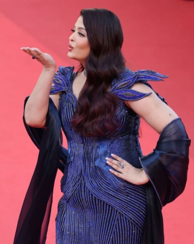 aishwarya rai bachchan cannes 2026 (7)-1-2-3-4