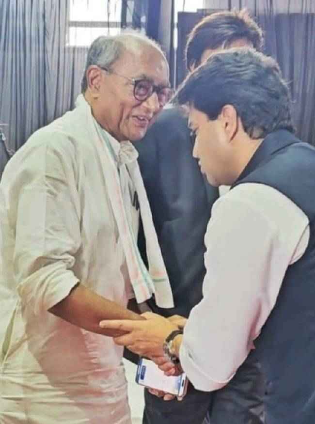 मध्य प्रदेश में एक सीट पर होगा खेला