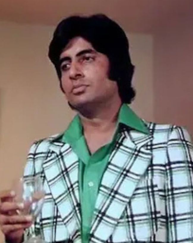 Amitabh Bachchan Vs Shahrukh Khan Box Office Collection-1-2-3-4