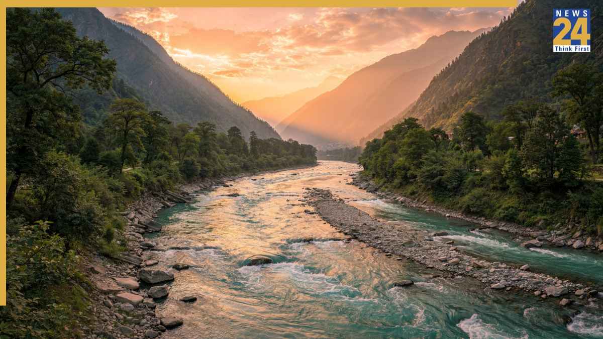 क्या है गंगा जल संधि और इस पर क्यों छिड़ा विवाद? जानें बांग्लादेश को कितना पानी देता है भारत