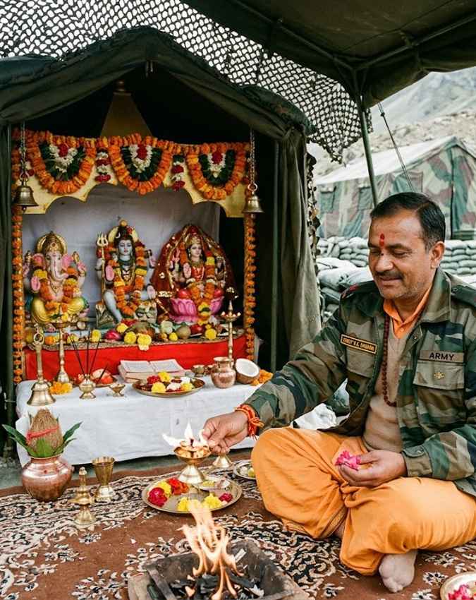 भारतीय सेना में पुजारियों की भर्ती कैसे होती है?