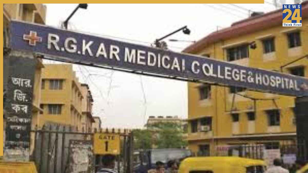 आरजी कर केस में सस्पेंड हुए 3 IPS अधिकारी कौन हैं? जानिए इनपर क्या हैं आरोप