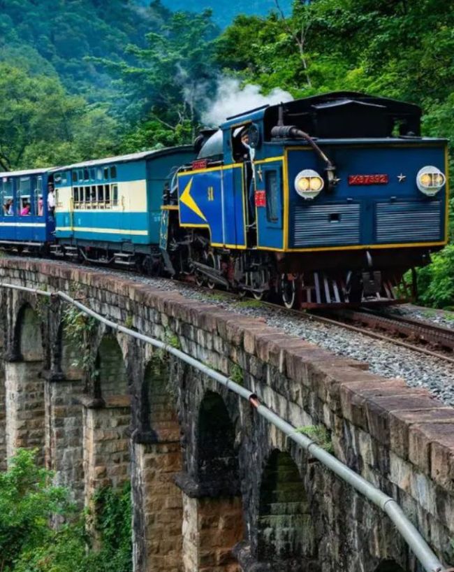 India Slowest Train-1-2