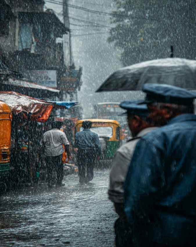 उत्तर-पश्चिमी भारत में कहीं बारिश, कहीं बर्फबारी