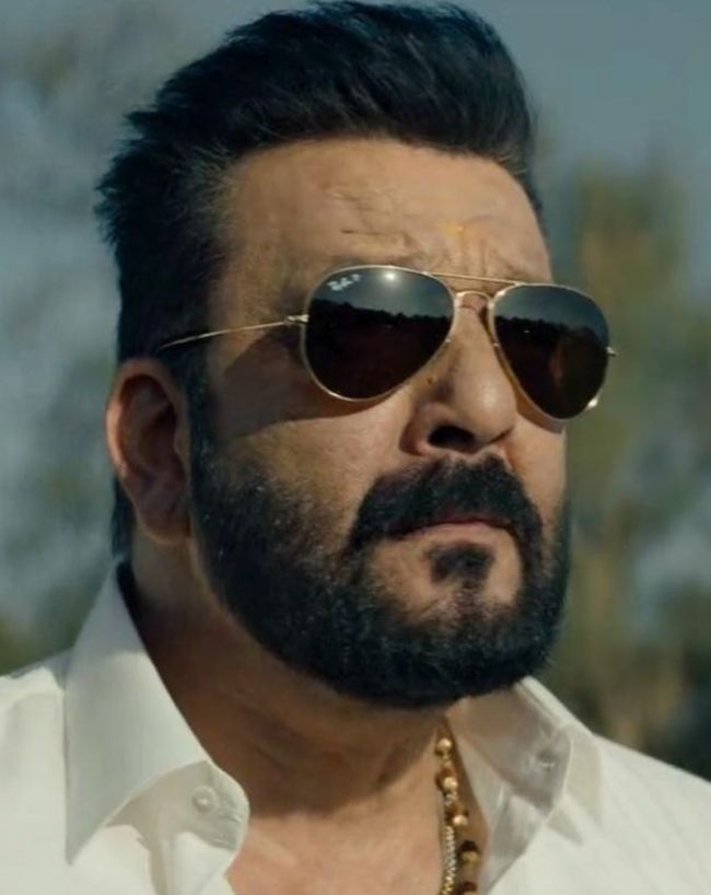 Sanjay dutt 4 movies crossed 1000 crores-1-2-3-4-5-6