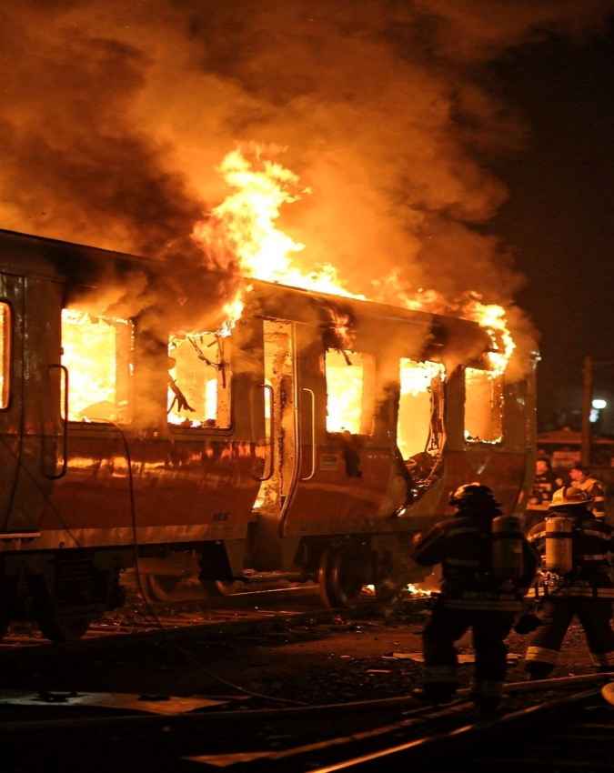 यात्रियों को घबराने से रोकेंगे और सुरक्षित स्थानों तक पहुंचाएंगे