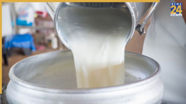 Kachcha Doodh Peene Ke Nuksaan Kachcha Doodh Peene Ke Nuksaan