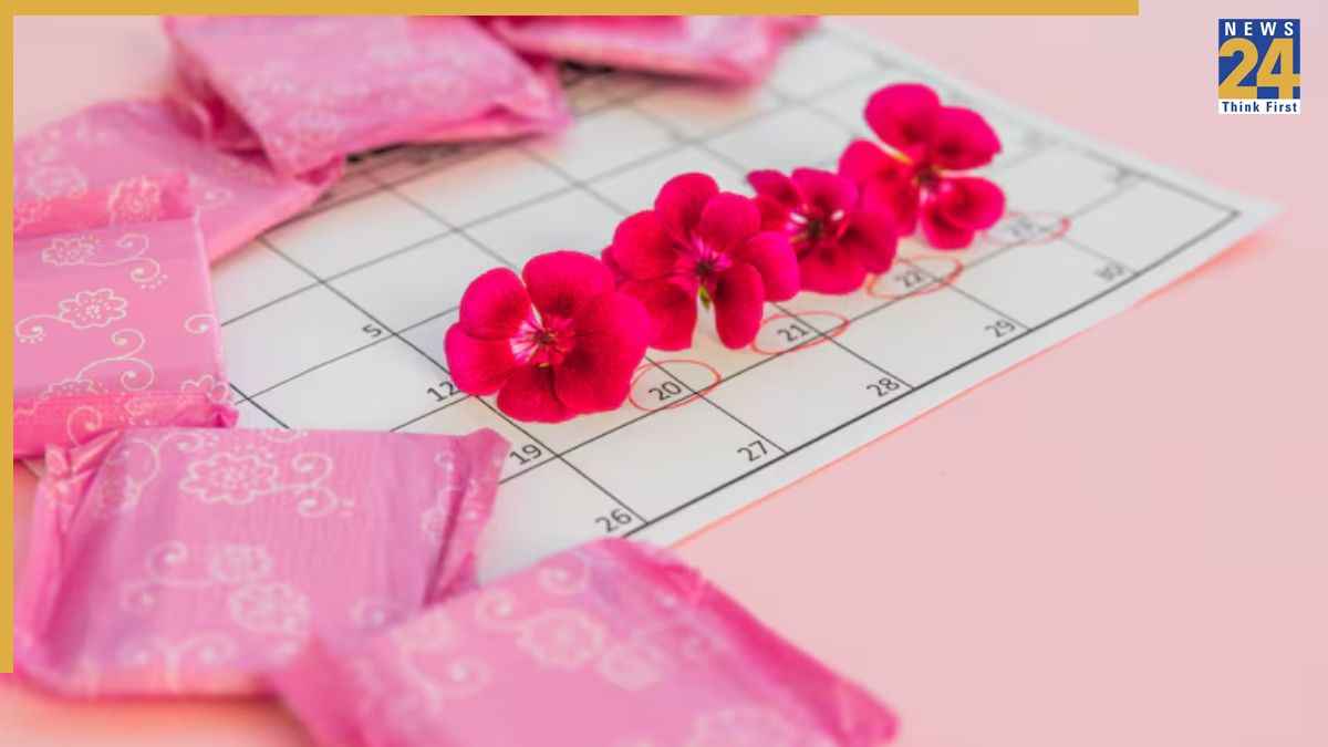 बच्चों को पीरियड्स के बारे में कब बताना चाहिए? एक्सपर्ट से जानिए सही उम्र
