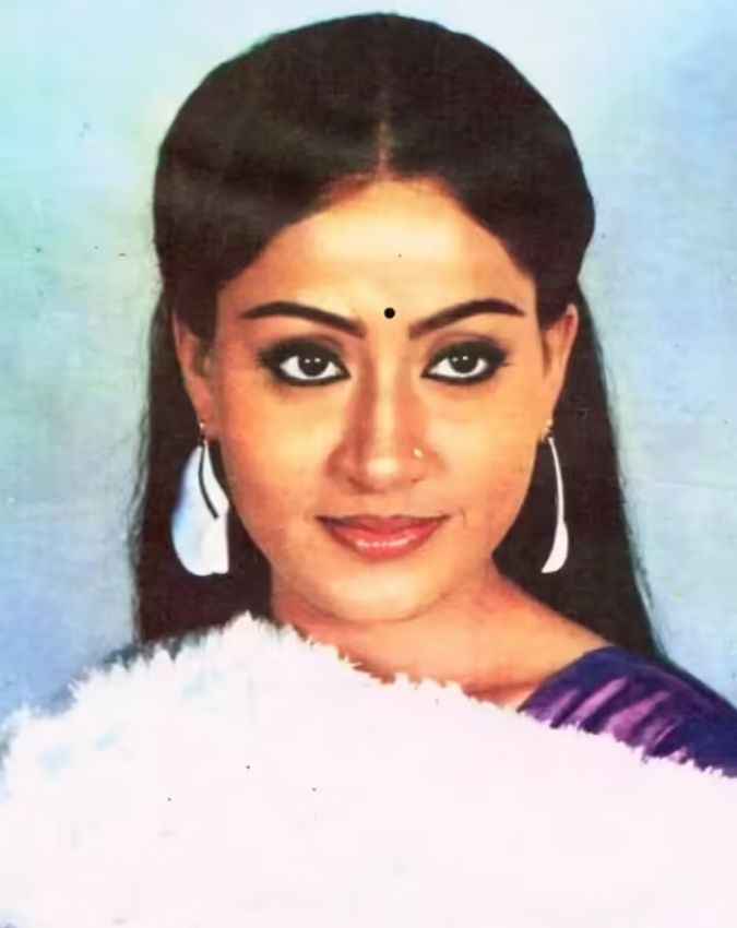 कौन है साउथ की 'लेडी अमिताभ'?