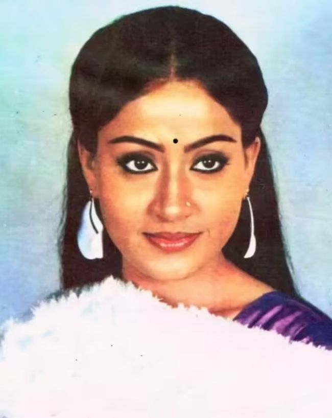 vijayashanthi lady amitabh south actress-1-2