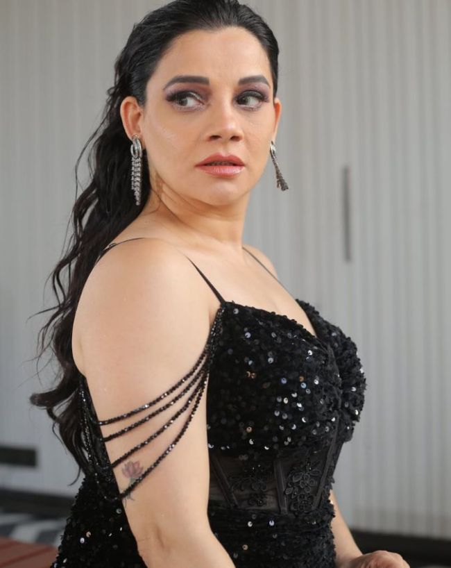 Kanika Maheshwari Divorce Rumours-1-2