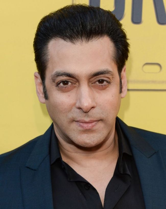 salman khan first girlfriend-1-2