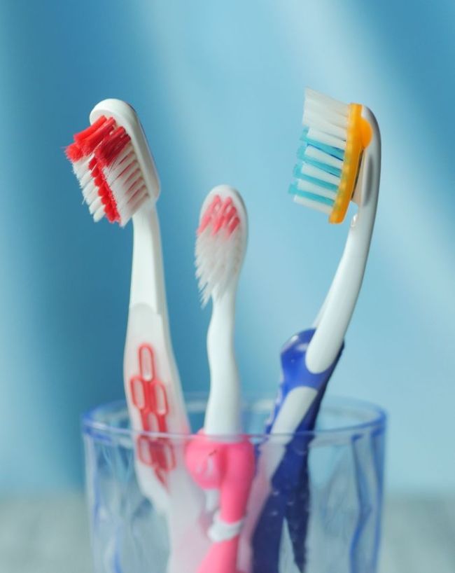 How To Clean Toothbrush-1-2-3-4-5