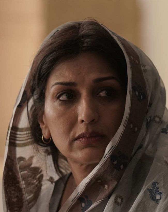 sonali bendre in raakh series (1)-1-2-3
