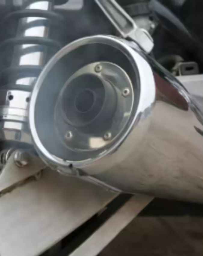तेज एक्सेलरेशन के दौरान दिख सकता है संकेत
