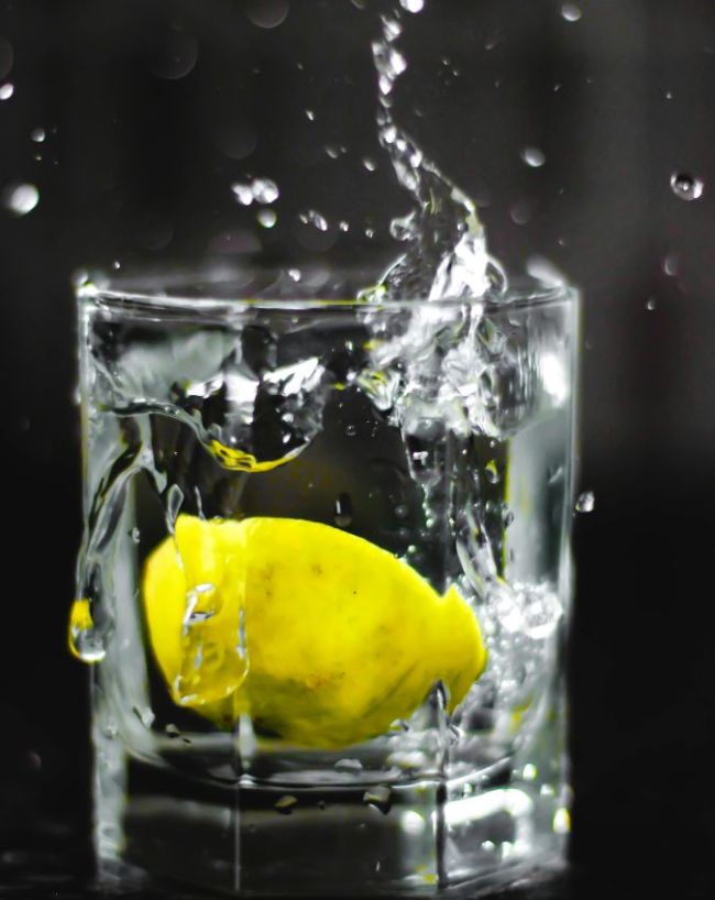 Who Should Not Drink Lemon Water-1-2-3-4