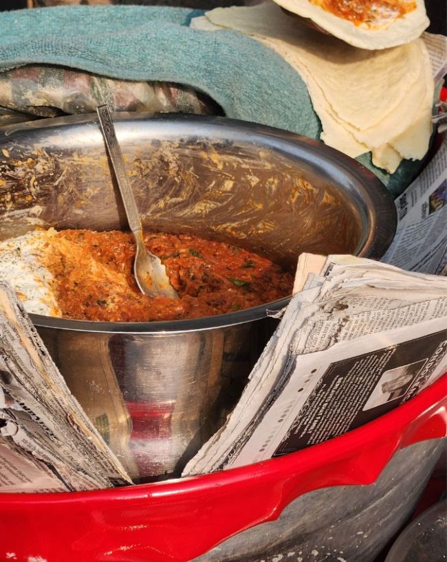 Wrapping food in newspaper ink-1-2-3-4-5