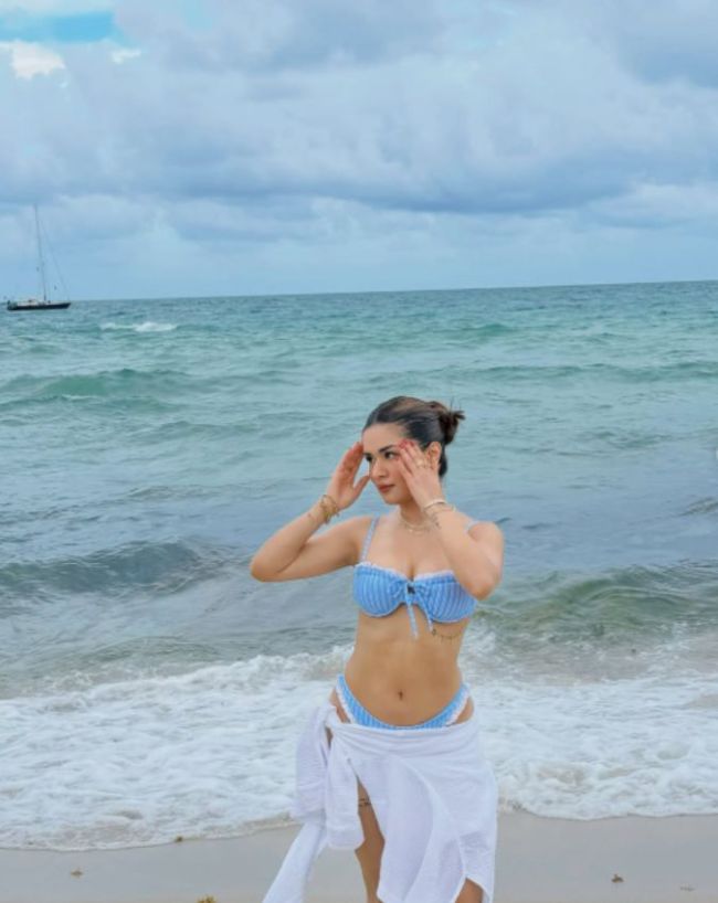 avneet kaur hot pics-1-2-3-4-5