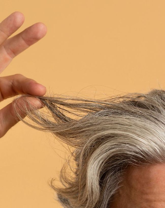 which deficiency causes white hair-1-2-3-4-5-6