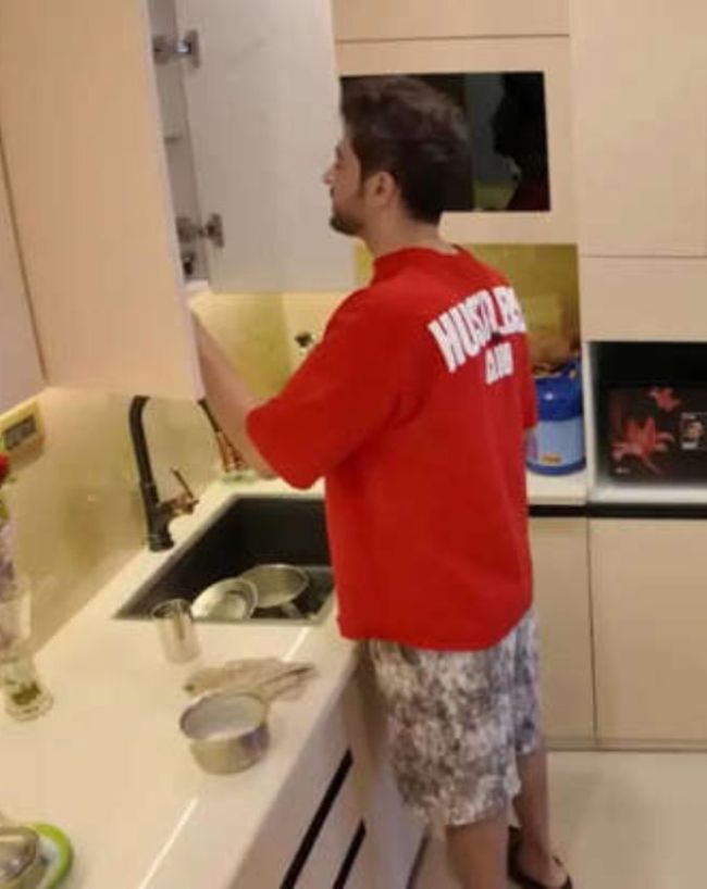 gaurav khanna new home tour-1-2-3-4-5