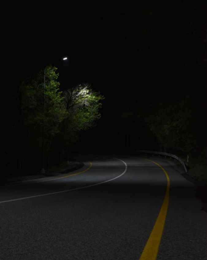 रात में ड्राइविंग के लिए क्या है सबसे जरूरी?