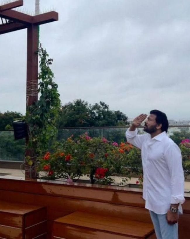 Ram Charan's Lavish Jubilee Hills Mansion-1-2-3-4