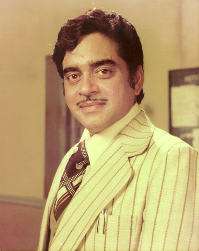 pahlaj nihalani and shatughan sinha family relationship-1-2-3-4-5-6-7-8