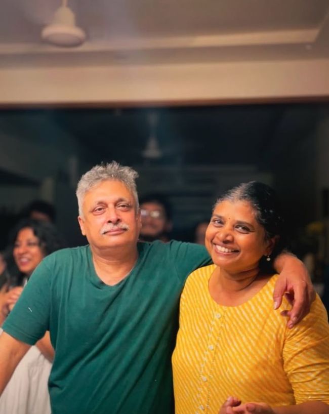 Piyush Mishra Extra Marital Affair-1-2-3-4-5-6-7-8