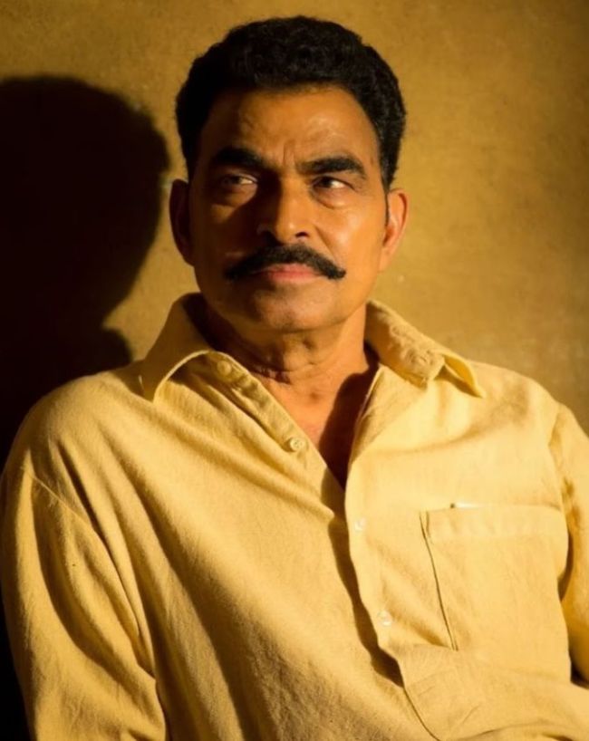 sayaji shinde tree plantation-1-2-3-4-5-6-7