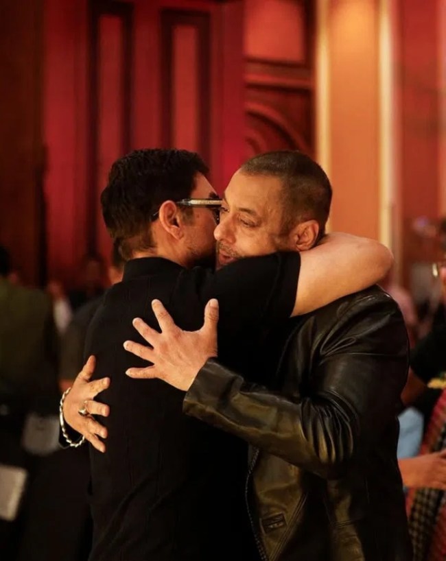 Aamir Khan Productions-1-2-3-4-5-6-7
