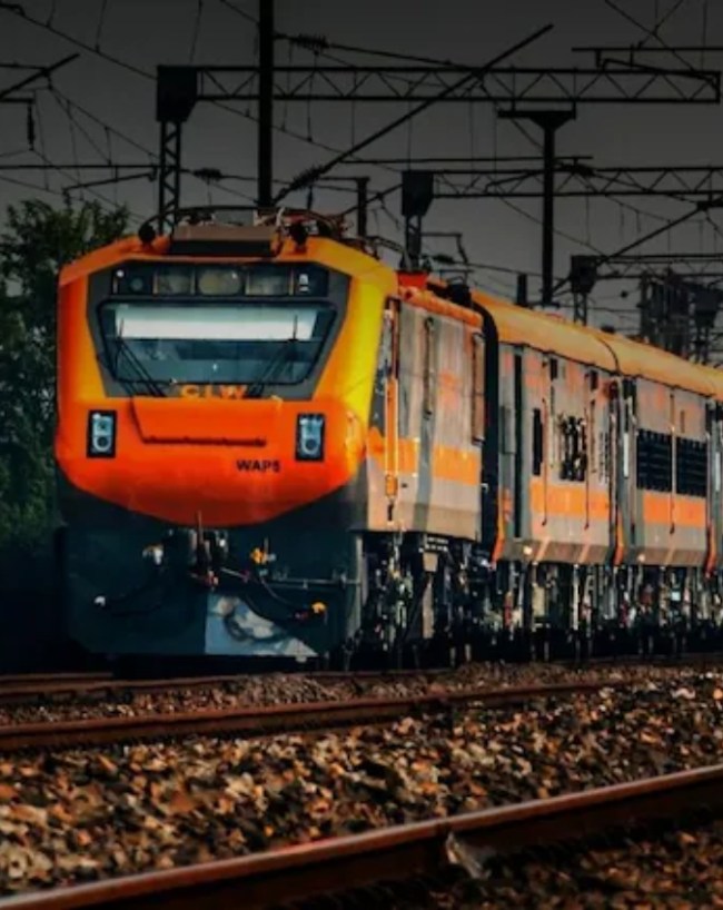 Danapur Pune Amrit Bharat Express-1-2