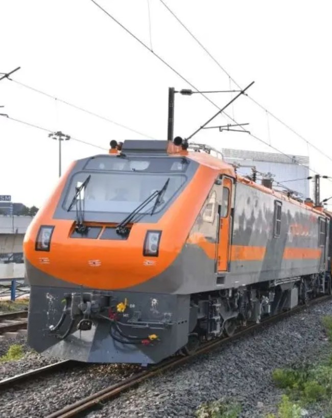 Danapur Pune Amrit Bharat Express-1-2-3-4