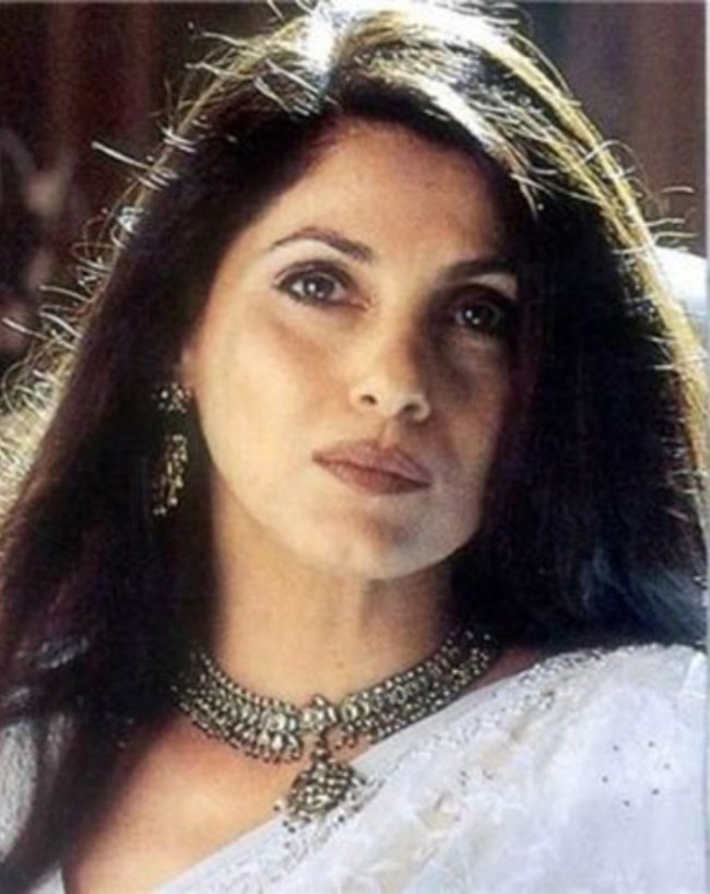 Dimple Kapadia-1-2-3-4-5-6-7